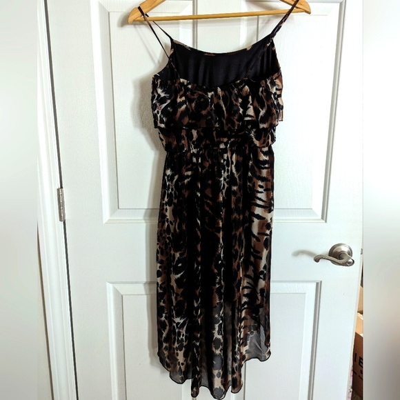 High low dress - Picture 2 of 3